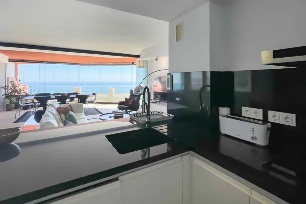 28-luxury Penthouse With Stunning Views Benalmadena! Apartment
